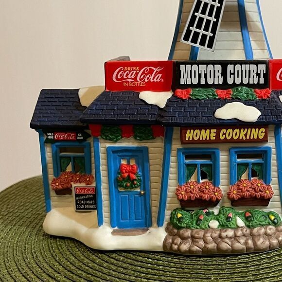 Coca Cola Coke Windmill Motor Court NWT - Picture 6 of 16